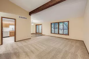 5509 Hyland Courts Dr, Bloomington, MN 55437 - Photo 8