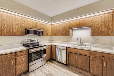 5509 Hyland Courts Drive, Bloomington, MN 55437 - Photo 2