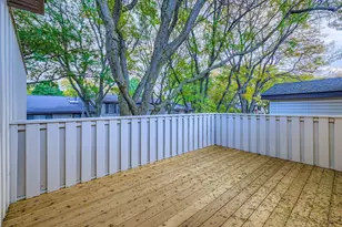 5509 Hyland Courts Dr, Bloomington, MN 55437 - Photo 22