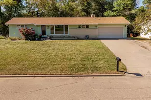 1622 Graydon Ave, Brainerd, MN 56401 - Photo 2