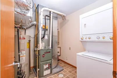 617 6th Avenue W, Osakis, MN 56360 - Photo 24