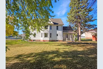 205 E 3rd Street E, Herman, MN 56248 - Photo 2