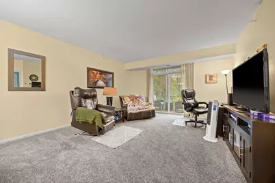 110696 Village Road #219, Chaska, MN 55318 - Photo 8