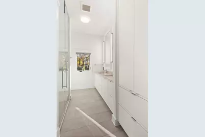 2700 W Lake Of The Isles Parkway, Minneapolis, MN 55416 - Photo 30