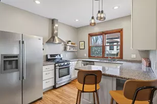 2530 Buchanan St NE, Minneapolis, MN 55418 - Photo 18