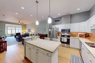 212 Broadway Ave N, Albert Lea, MN 56007 - Photo 2