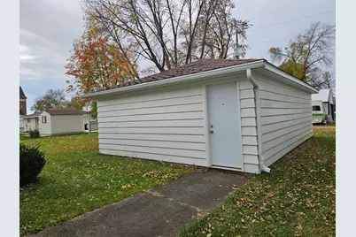 105 Robert Street, Elrosa, MN 56325 - Photo 4