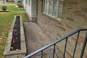 105 Robert St, Elrosa, MN 56325 - Photo 2