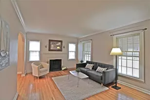 590 Cretin Ave S, Saint Paul, MN 55116 - Photo 2