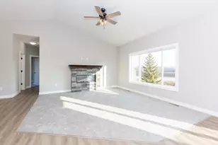 1230 Olivia St SE, New Prague, MN 56071 - Photo 4