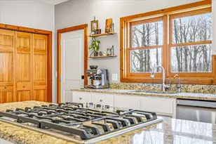 34010 Pioneer Ave, Center City, MN 55012 - Photo 28