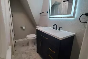 304 2nd Ave SW, Austin, MN 55912 - Photo 10