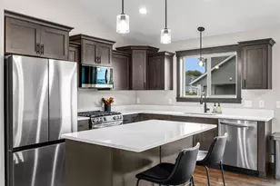 18591 Hexham Ln, Lakeville, MN 55044 - Photo 24