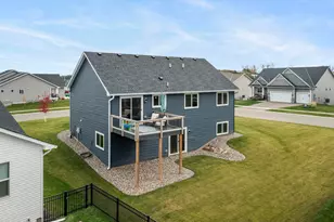 18591 Hexham Ln, Lakeville, MN 55044 - Photo 10