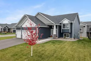 18591 Hexham Ln, Lakeville, MN 55044 - Photo 2