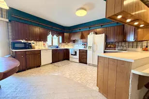 622 Woodcrest Ave, Worthington, MN 56187 - Photo 16