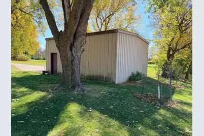 622 Woodcrest Avenue, Worthington, MN 56187 - Photo 46