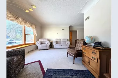 622 Woodcrest Avenue, Worthington, MN 56187 - Photo 8