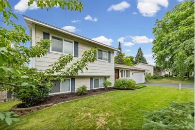 8296 Janero Avenue S, Cottage Grove, MN 55016 - Photo 4