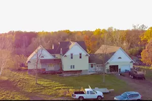 35420 Oasis Rd, Chisago Lake Township, MN 55045 - Photo 2