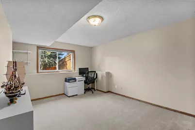 9425 Barrington Road, Woodbury, MN 55125 - Photo 24