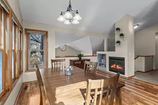 9425 Barrington Rd, Woodbury, MN 55125 - Photo 8