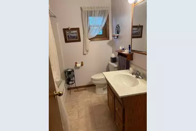 1200 Crestview Road, Albert Lea, MN 56007 - Photo 16