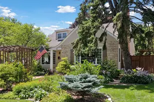597 Pascal St S, Saint Paul, MN 55116 - Photo 1
