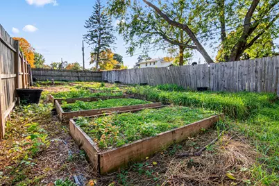 6019 Zenith Avenue N, Brooklyn Center, MN 55429 - Photo 4