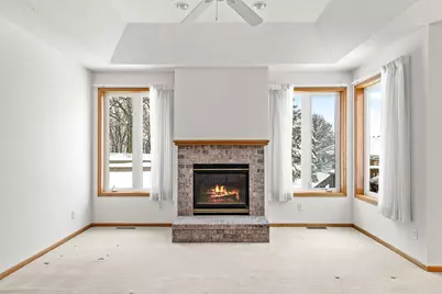 16568 Irwindale Way, Lakeville, MN 55044 - Photo 4