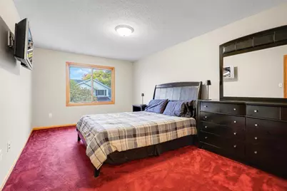 516 Roundhouse Street, Shakopee, MN 55379 - Photo 8