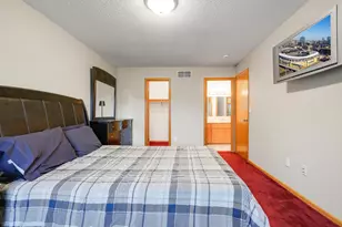 516 Roundhouse St, Shakopee, MN 55379 - Photo 8