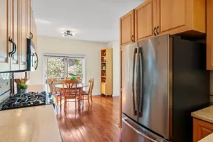 222 Groveland Ave, Minneapolis, MN 55403 - Photo 10