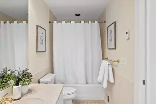 222 Groveland Ave, Minneapolis, MN 55403 - Photo 14