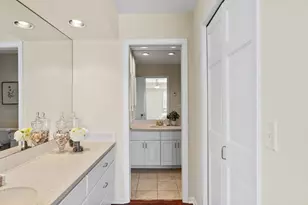 222 Groveland Ave, Minneapolis, MN 55403 - Photo 8