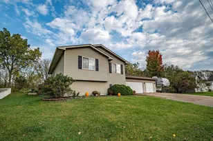 256 W Panther Dr, Ellsworth, WI 54011 - Photo 22