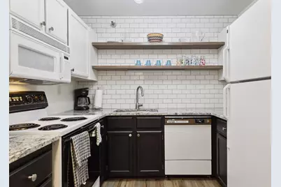 66 9th Street E #2501, Saint Paul, MN 55101 - Photo 16