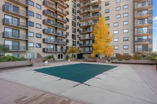 66 9th St E, Saint Paul, MN 55101 - Photo 32