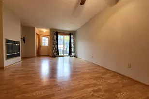 1850 Donegal Dr, Woodbury, MN 55125 - Photo 10