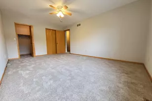 1850 Donegal Dr, Woodbury, MN 55125 - Photo 14