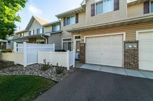 15554 Garnet Way, Apple Valley, MN 55124 - Photo 2