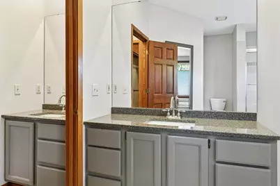 16680 N Manor Road, Eden Prairie, MN 55346 - Photo 36