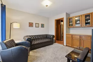 16680 N Manor Rd, Eden Prairie, MN 55346 - Photo 8