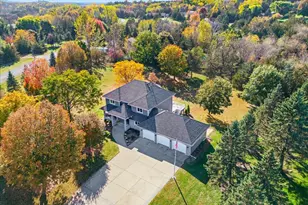 786 Harlar Cir, Hudson, WI 54016 - Photo 2
