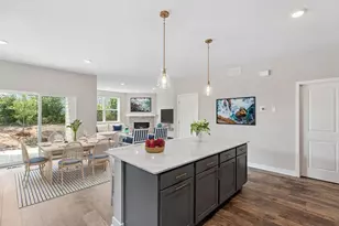 911 Foxglove Ter, Waconia, MN 55387 - Photo 2