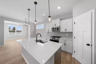 8009 Xyloid Ln, Corcoran, MN 55340 - Photo 14