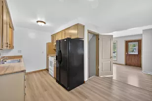 2106 8th Ave NE, Rochester, MN 55906 - Photo 16