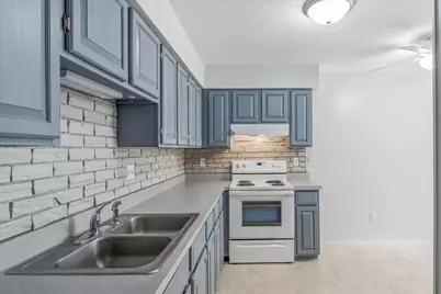 907 Monterey Drive, Shoreview, MN 55126 - Photo 12