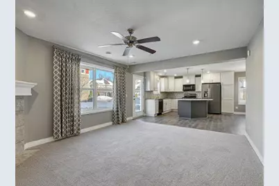 10269 Chesshire Lane N, Maple Grove, MN 55369 - Photo 4