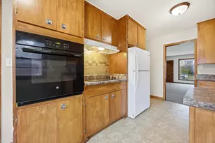 1316 8th St N, Fargo, ND 58102 - Photo 8